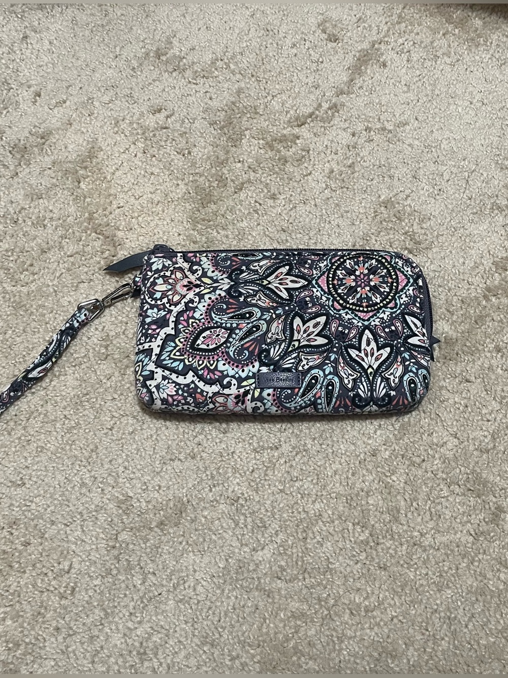 Vera Bradley Bonbon Medallion Wristlet